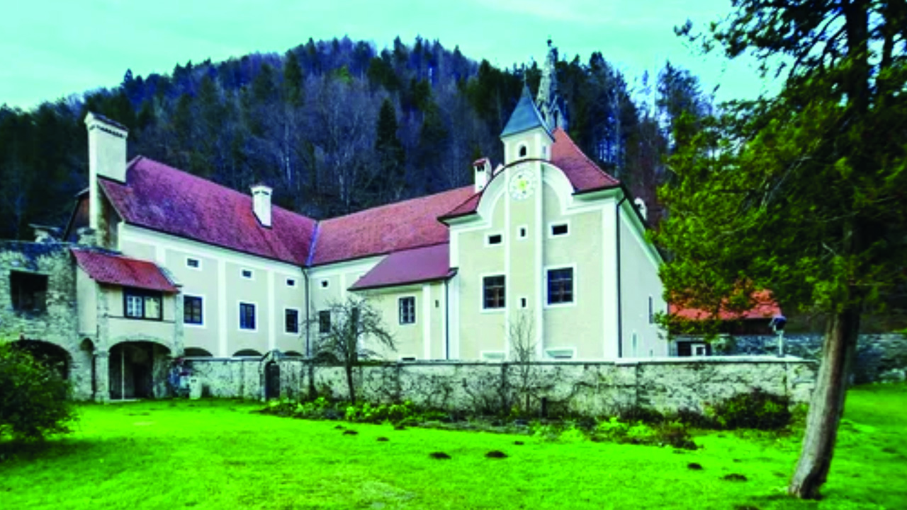 Potovanje z Veroniko Deseniško Naslovnica
